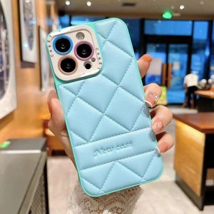 Подходящ за iPhone13Promax Малка ароматна възглавница за въздух 14 агнешки кариран пластир кожена калъф за телефон 12 Защитен калъф