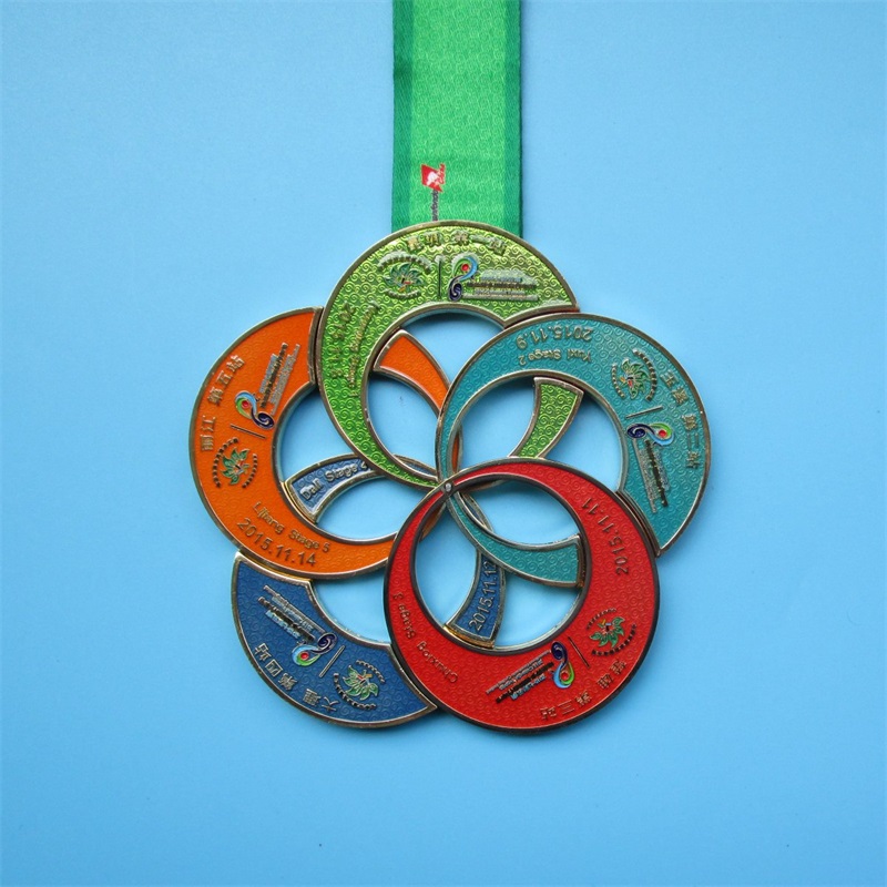 Пет в едно спортно събитие Комбинирани медали за сувенири