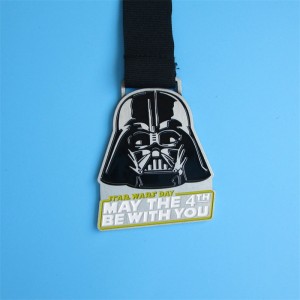 Военно медал златно сребро и бронзови медали