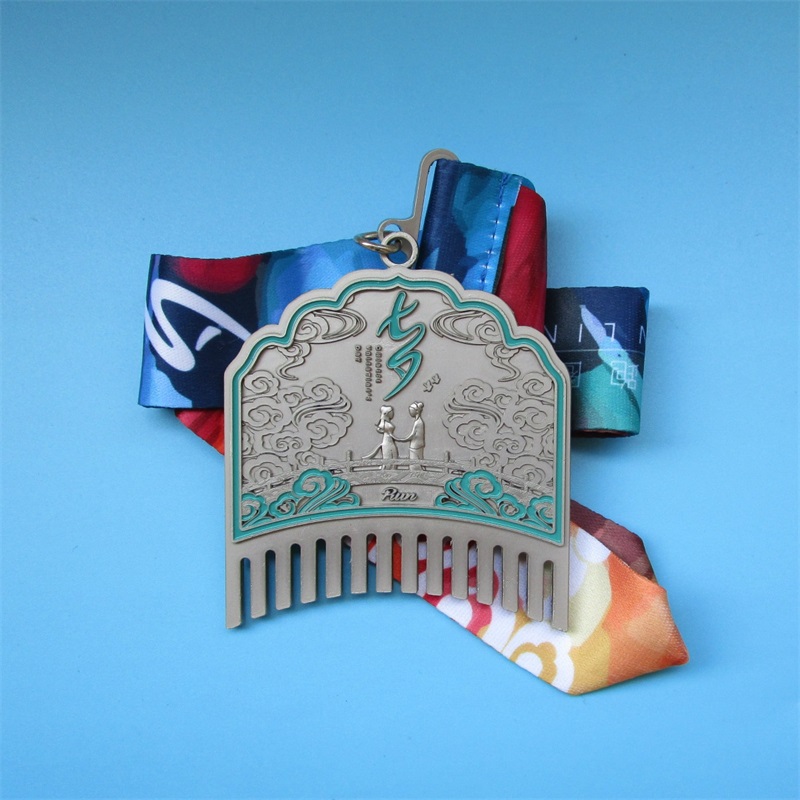 Медали за фестивална активност по поръчка на колие от медальон