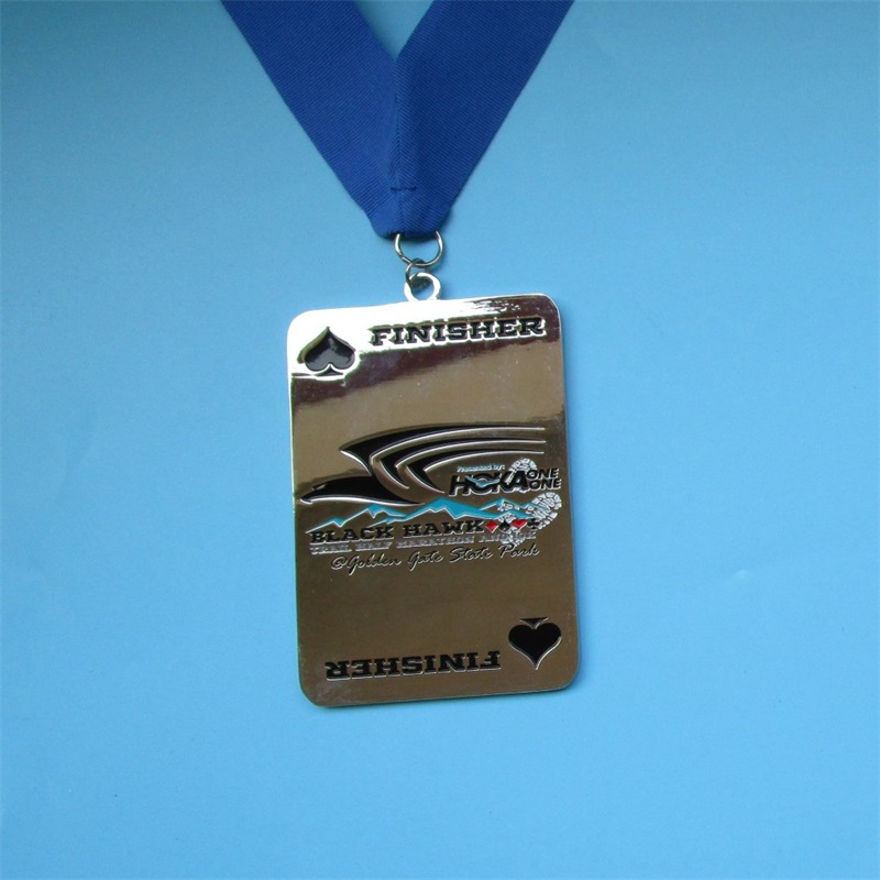 Медали за фестивална активност по поръчка на колие от медальон