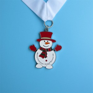 Безплатен професионален дизайн Коледен метален подарък Snow Man Medallion висулка спортен медал
