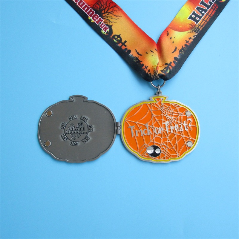 Празник подарък Хелоуин Коледна великденски фестивал медал мида черупка сгъване на метални медали