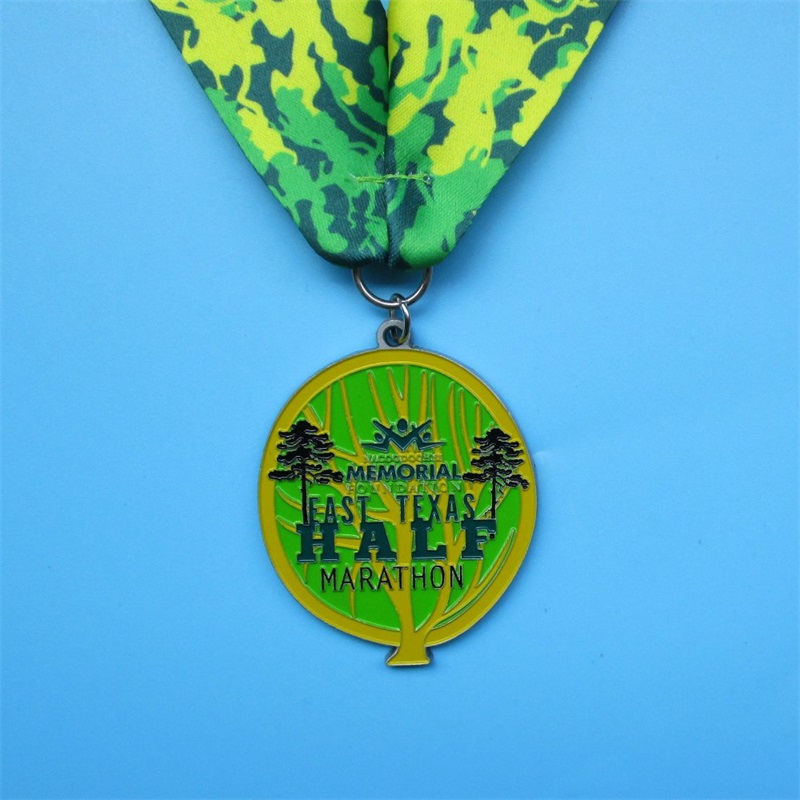 Персонализирани полумаратонски медали с висококачествени сувенирни маратонски медали и трофеи