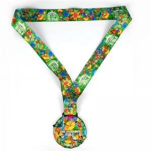 Перфектното ръководство за подаръци за колие от медальон по поръчка