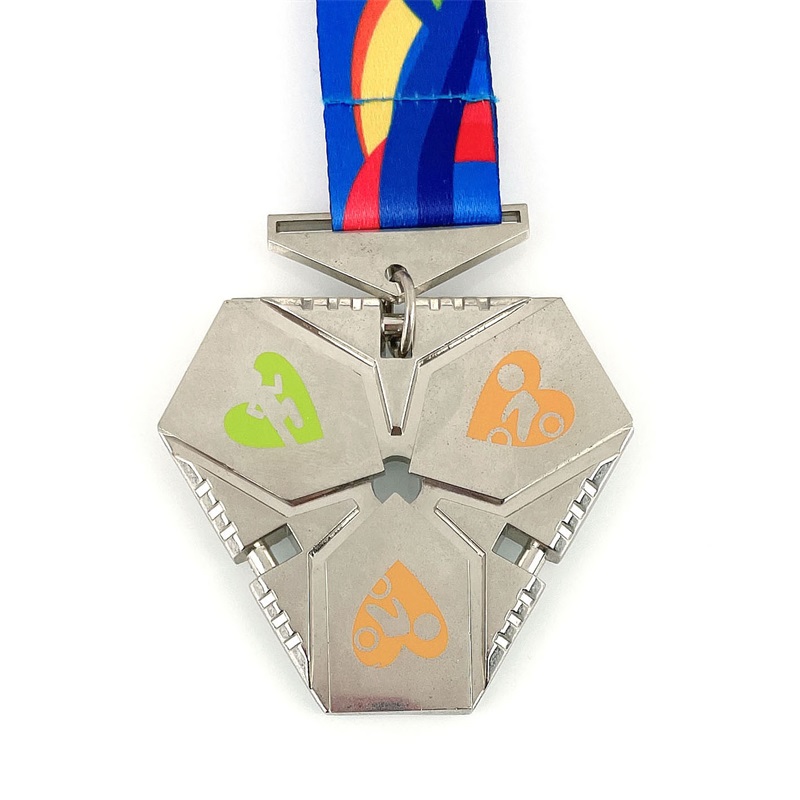Шампион медал по поръчка Антични медали Rebin Design 3D триатлон медал