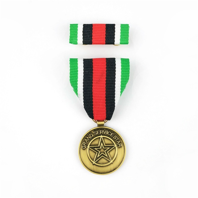 2021 Персонализиран медал за чест на New Gold Navy Soldier Soldier с медал