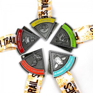 Евтин медал за персонализирани метални награди