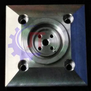 3082804 3082526 S408 ID15mm Основа на дюзата горна за S207 50 x 50mm