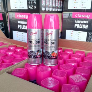 Полски спрей за кола на автомобил