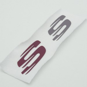 Горещо продажба цветно облекло TPU топлопреминаване печат силикон за топлопреминаване етикет екологичен