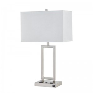 Настолна лампа Gatsby с четка никел покритие, два търговски обекта, на/off Rocker превключвател и USB порт