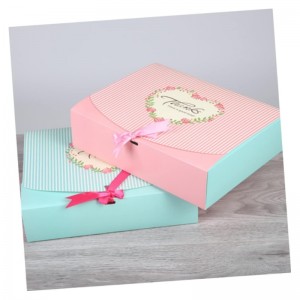 Прост стил персонализиран тип картонена опаковка