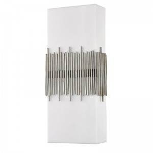 Hospitality Hotel Wall Sconce с античен силивър покритие и правоъгълен акрилен нюанс в хотел Типична стая за стаи