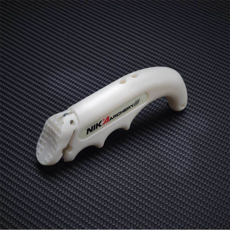 Нова броня палец за традиционните лък стрелци