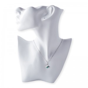 Колие с висулка от камък с пеперуда 45 5 см