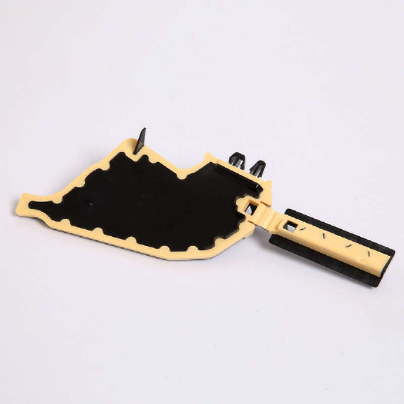 Двуцветна пластмасова част