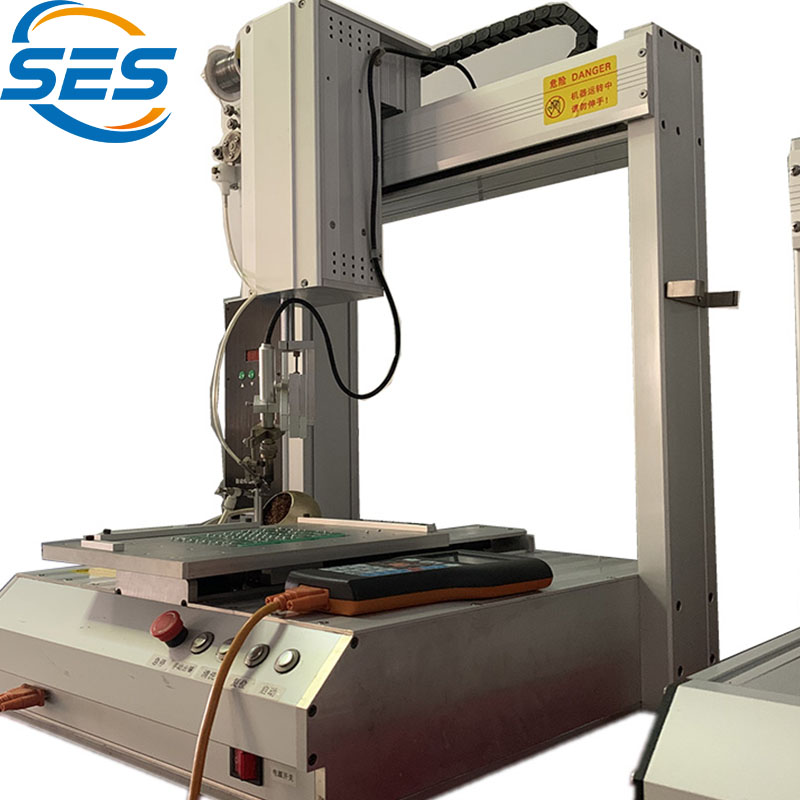 Автоматична машина за спояване за точково заваряване