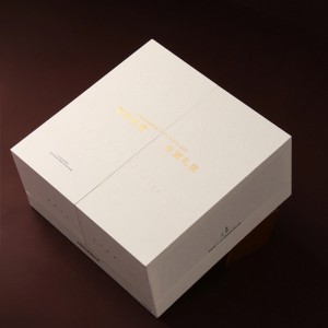 Луксозна двойна стая-Подаръчна кутия за чай с врата