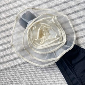 2025 Нови европейски и американски бикини с горещо момиче с три - Размерени цветя. Кръст - Border Best - Продажба на секси две - ПИКУЛЕН ПРА...