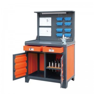 Лампа - шкаф за стилни инструменти