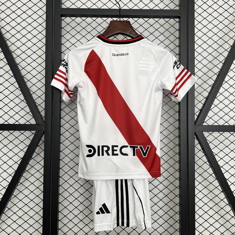 25/26 Kids River Plate Home Size: 16-28